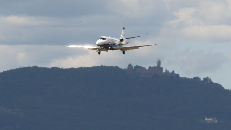 Réchauffement climatique : “Les émissions de l’aviation ont été multipliées par presque trois” en 50 ans
